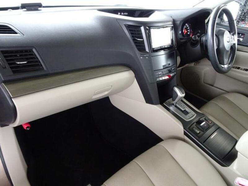 LEGACY OUTBACK