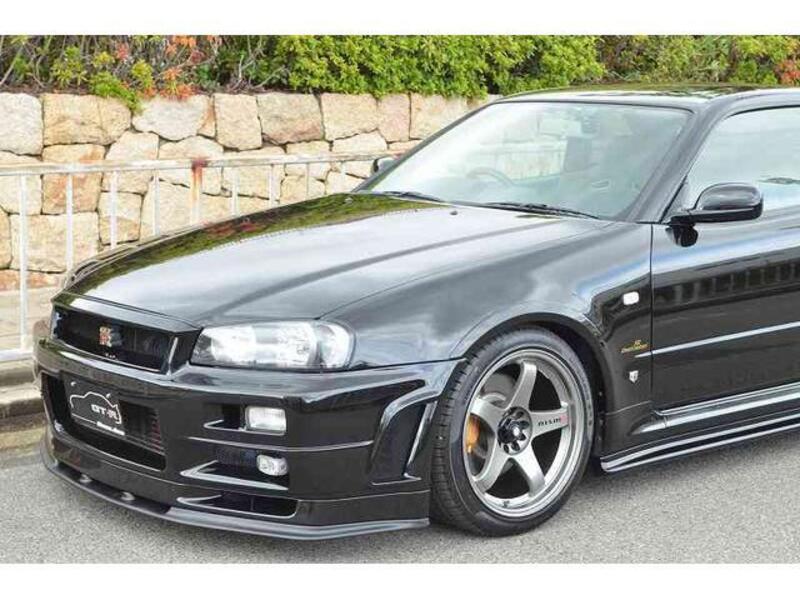 SKYLINE