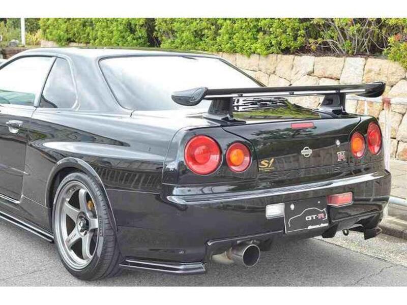 SKYLINE