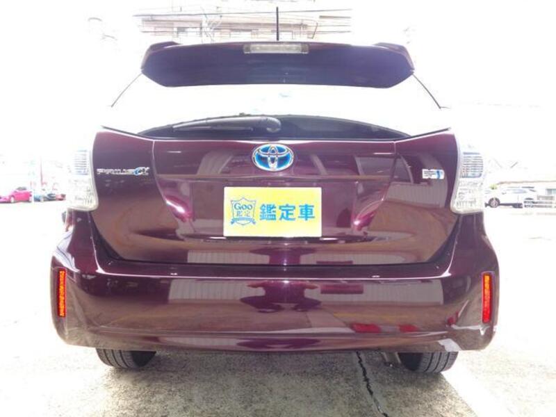 PRIUS ALPHA