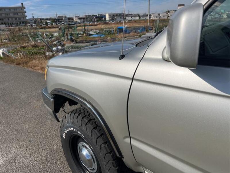 HILUX SURF