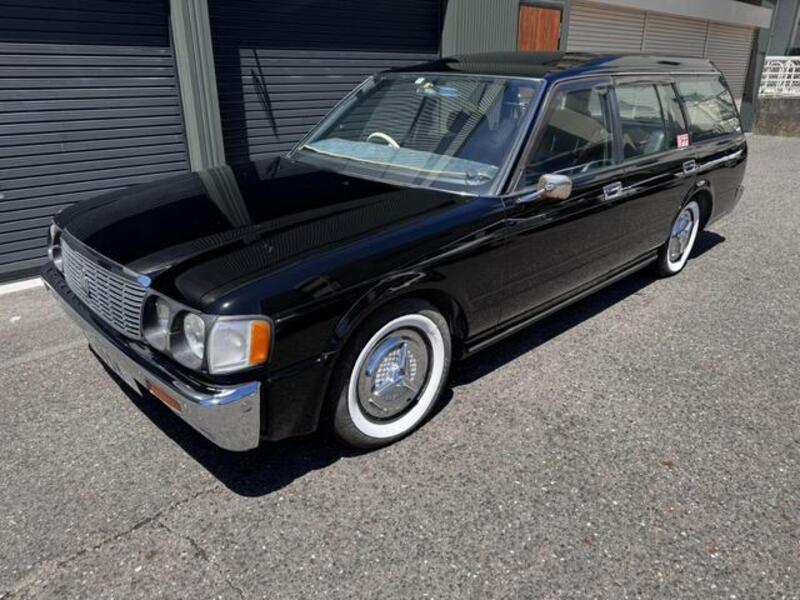 CROWN VAN