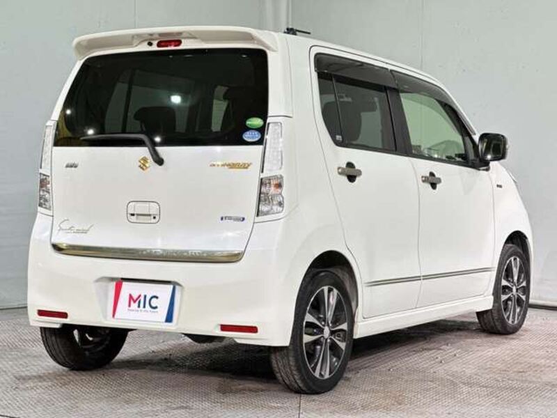 WAGON R