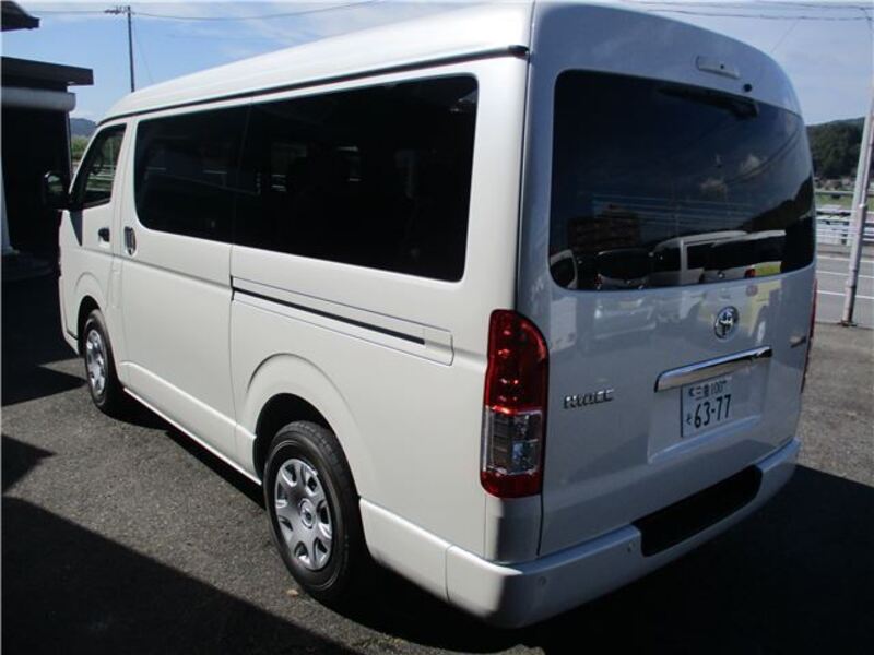 HIACE