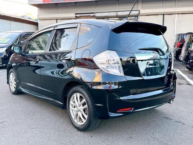 FIT HYBRID