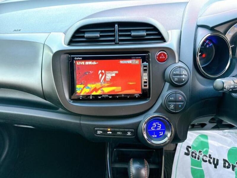 FIT HYBRID