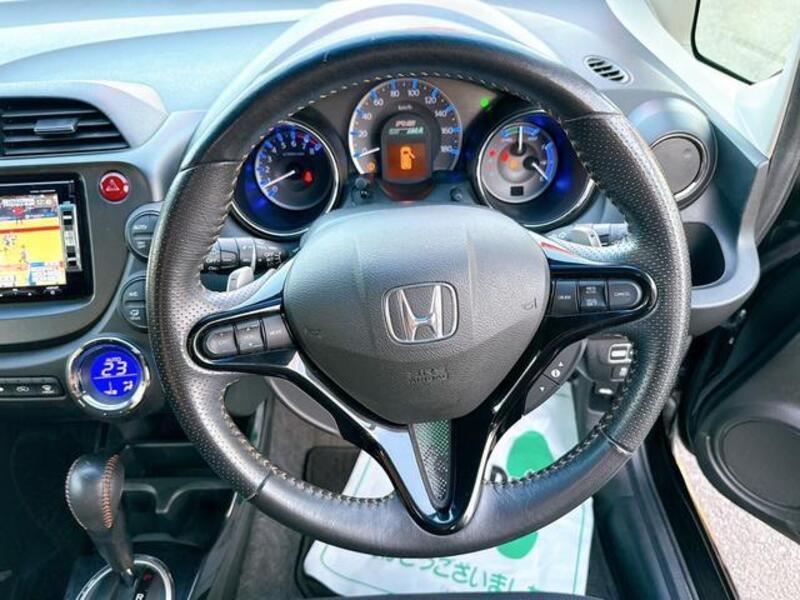 FIT HYBRID