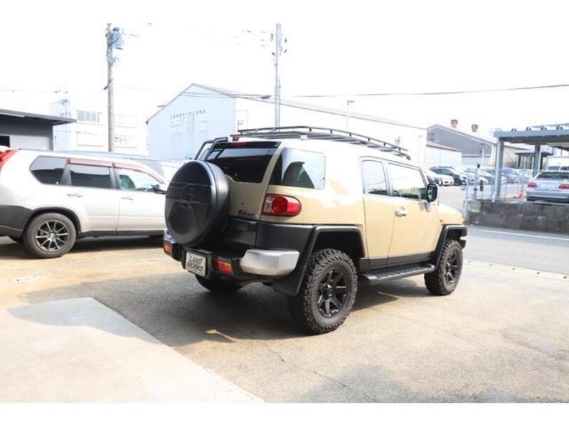FJ CRUISER