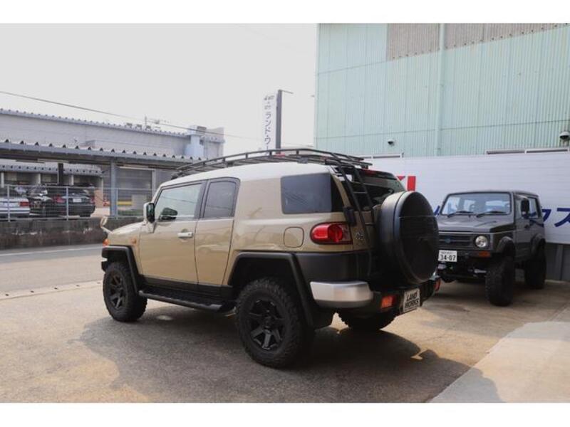 FJ CRUISER