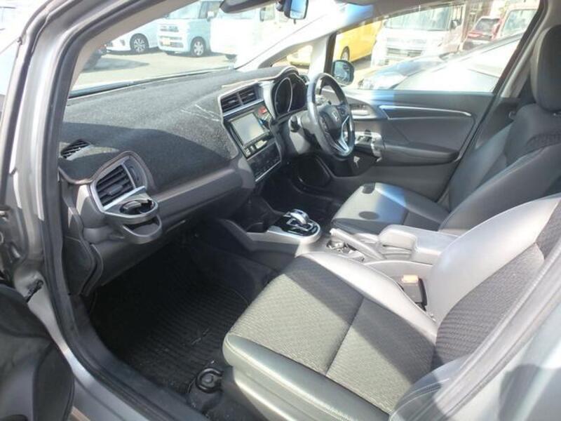 FIT HYBRID