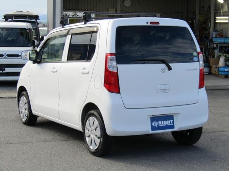 WAGON R