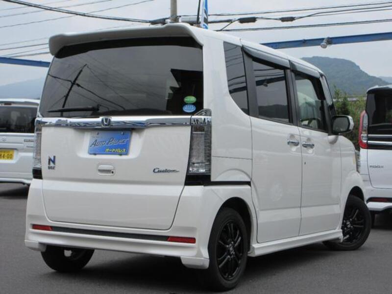 N BOX CUSTOM