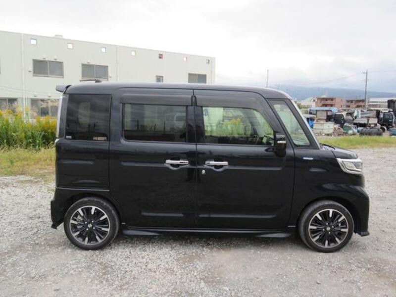 SPACIA CUSTOM
