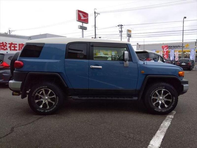 FJ CRUISER