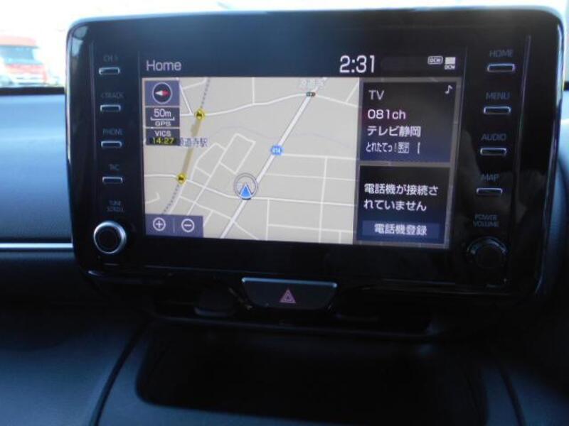 YARIS CROSS