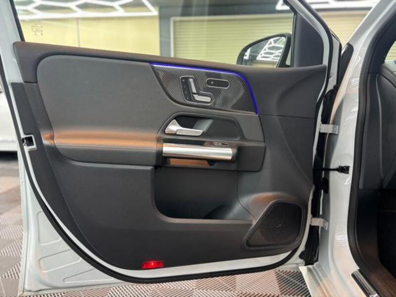 B-CLASS