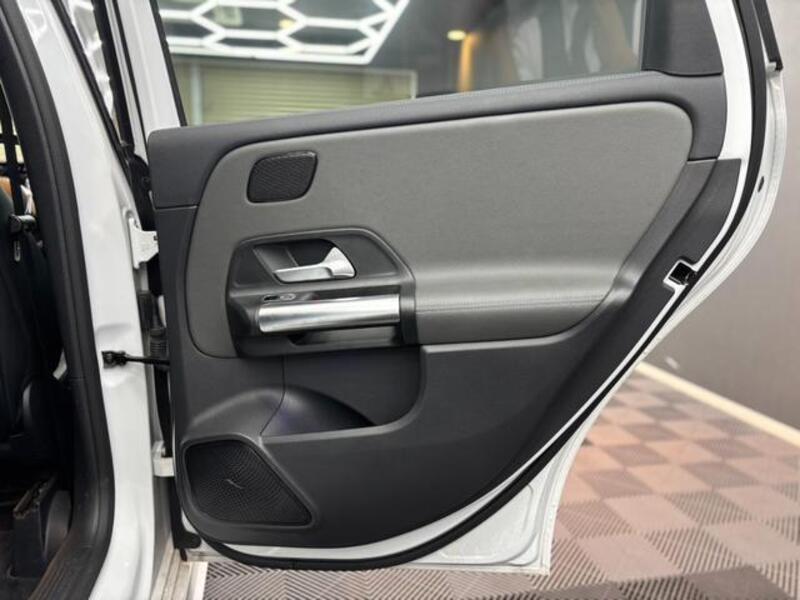 B-CLASS
