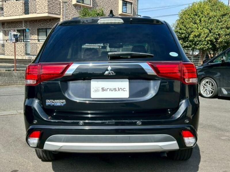 OUTLANDER PHEV