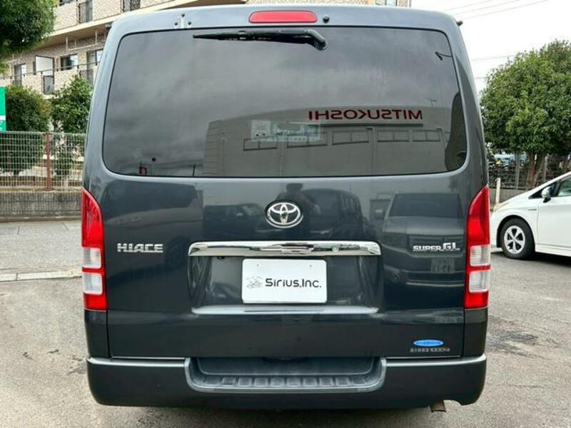 HIACE VAN