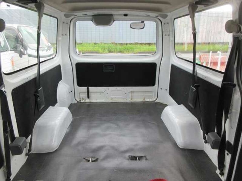 NV350 CARAVAN