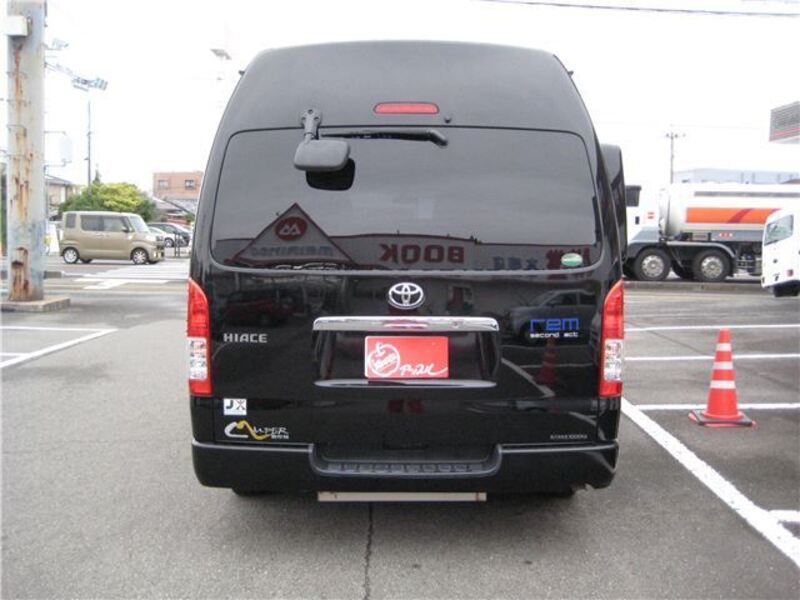 HIACE