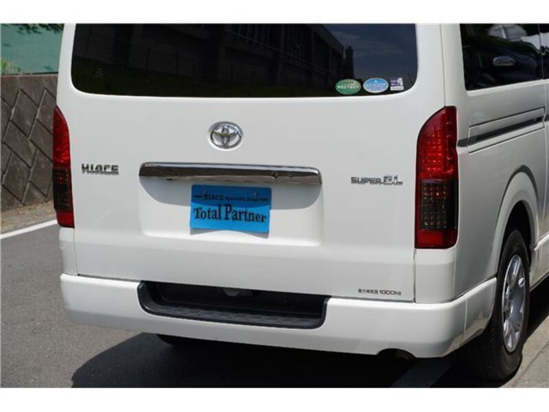HIACE VAN