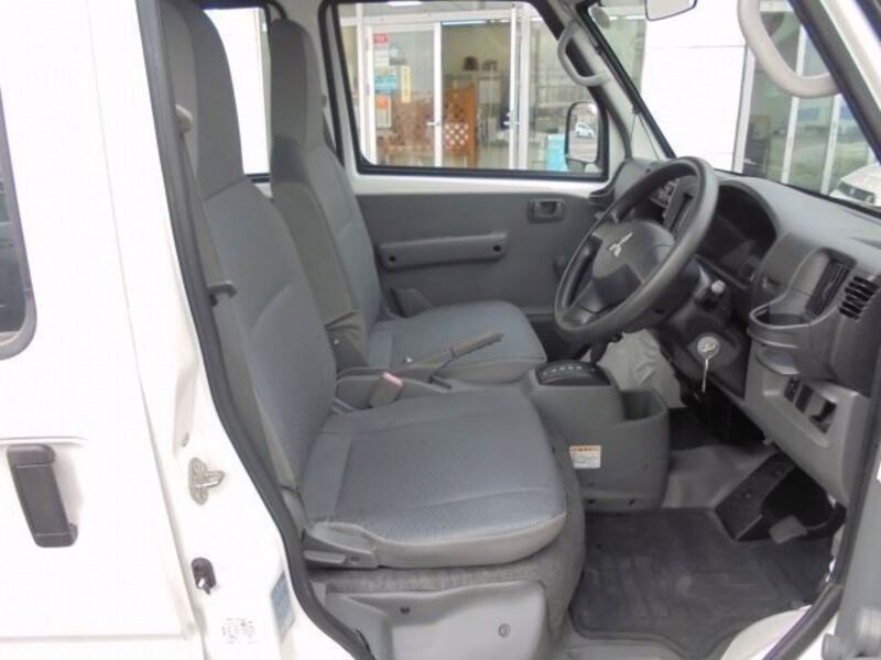 MINICAB VAN