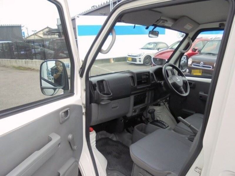 MINICAB VAN