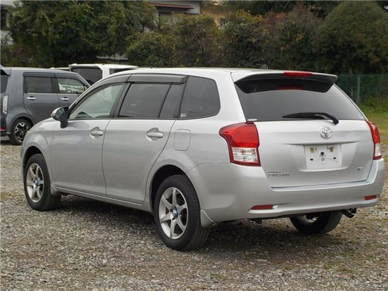 COROLLA FIELDER