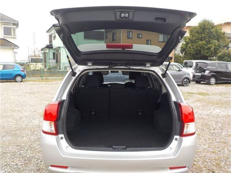 COROLLA FIELDER