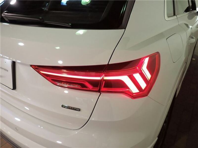 Q3