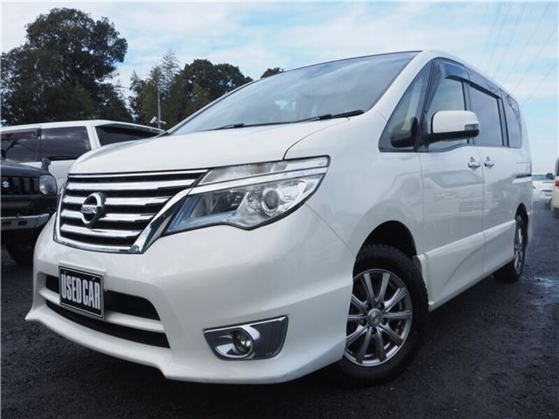 NISSAN SERENA