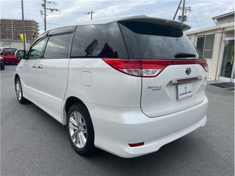ESTIMA HYBRID