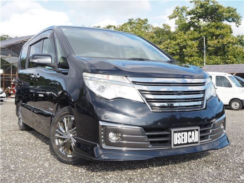 NISSAN SERENA