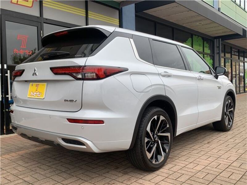 OUTLANDER PHEV