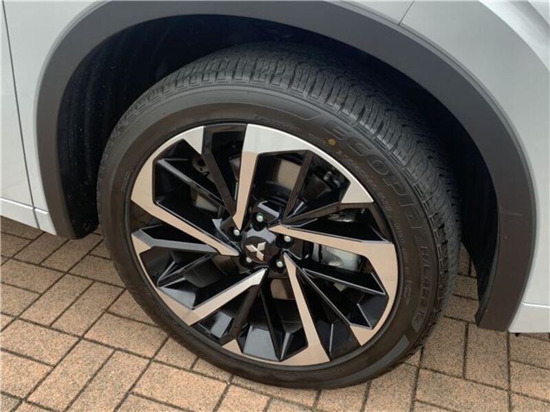 OUTLANDER PHEV
