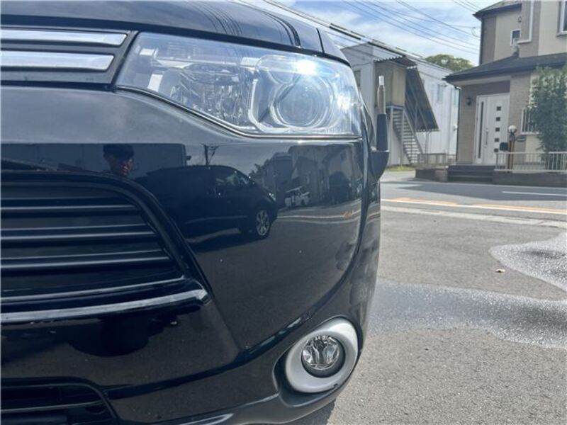 OUTLANDER