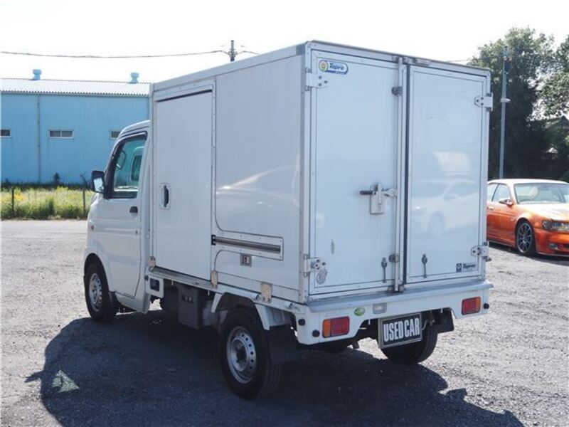 CARRY TRUCK