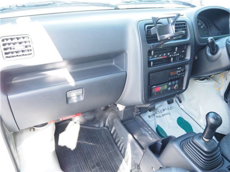 CARRY TRUCK