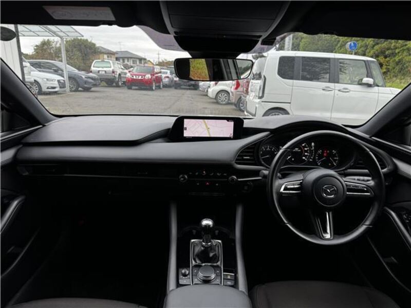 MAZDA3