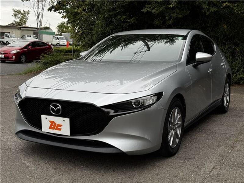 MAZDA3