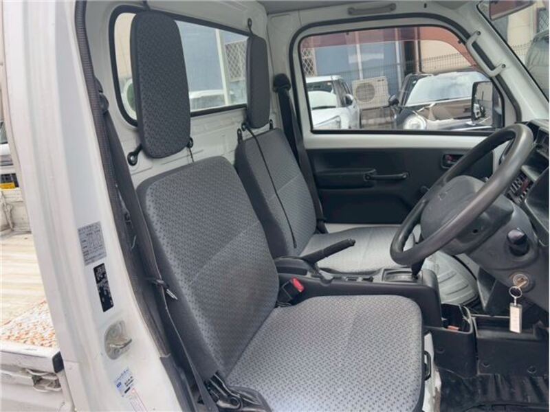 MINICAB TRUCK