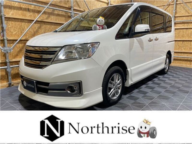 NISSAN SERENA