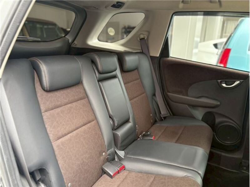 FIT SHUTTLE
