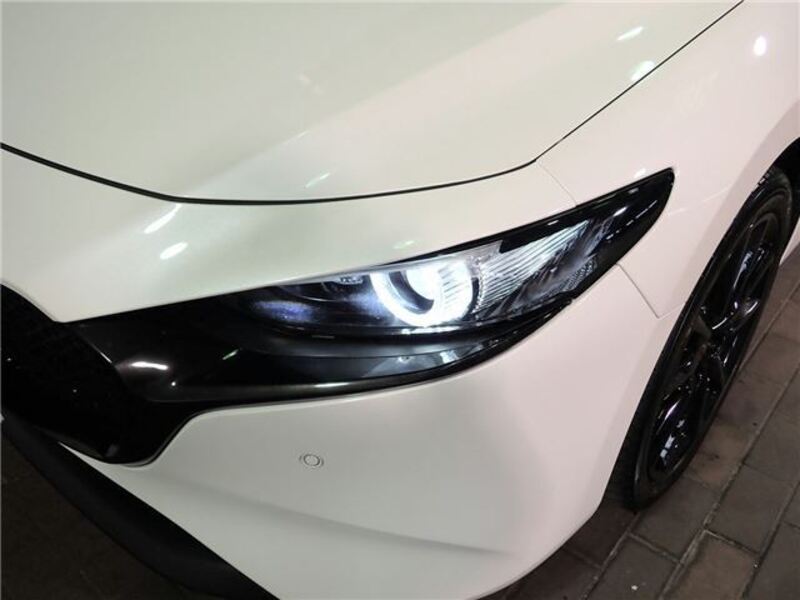 MAZDA3