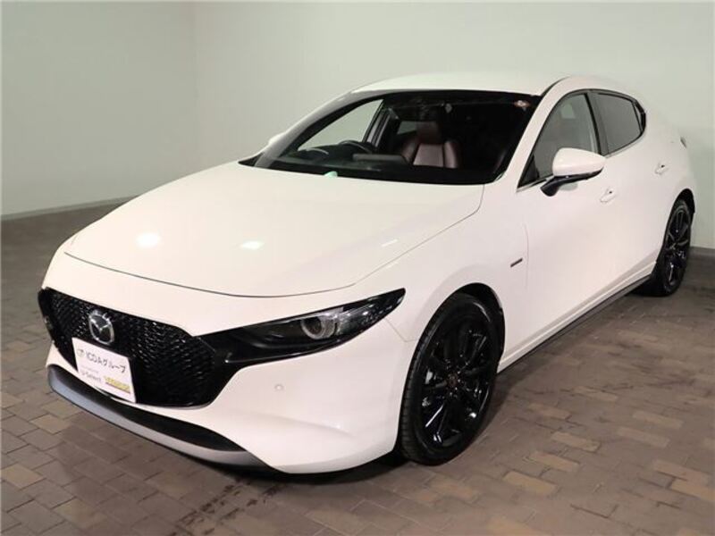 MAZDA3