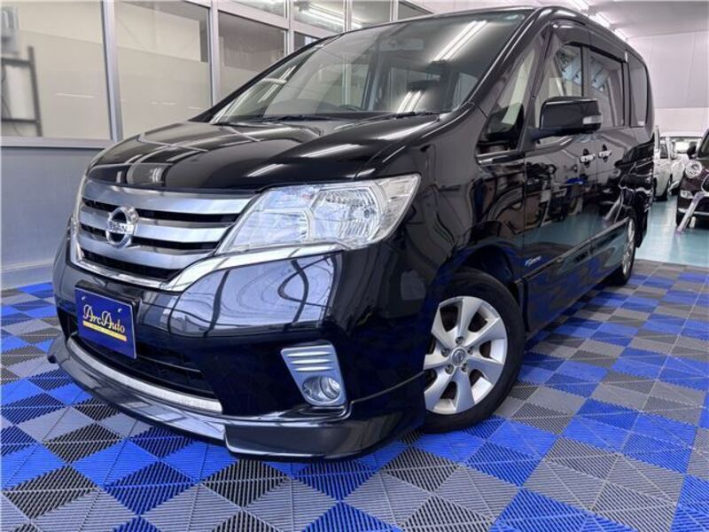NISSAN SERENA