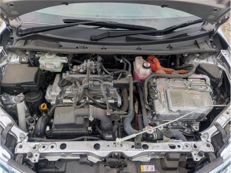 COROLLA AXIO
