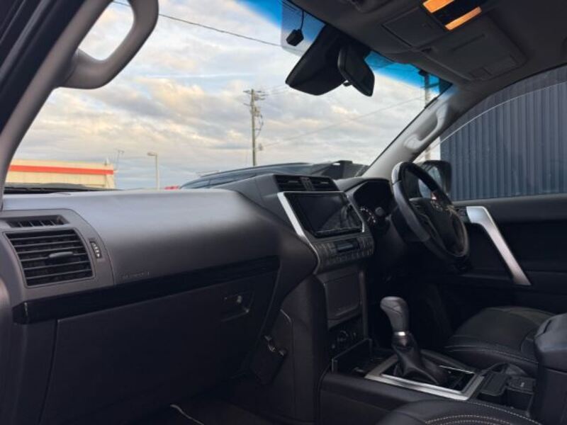 LAND CRUISER PRADO