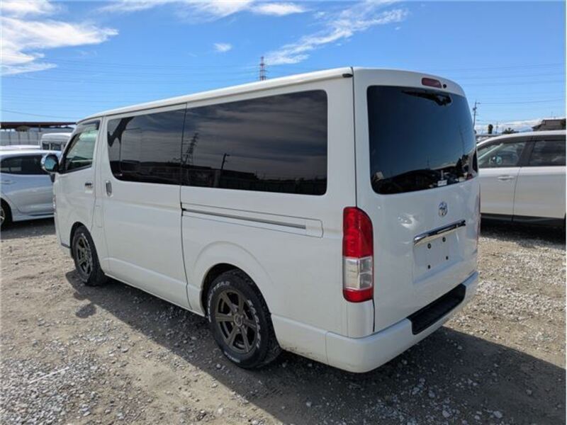 HIACE VAN